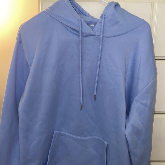 Light blue sweatshirt - Picture 2 of 2